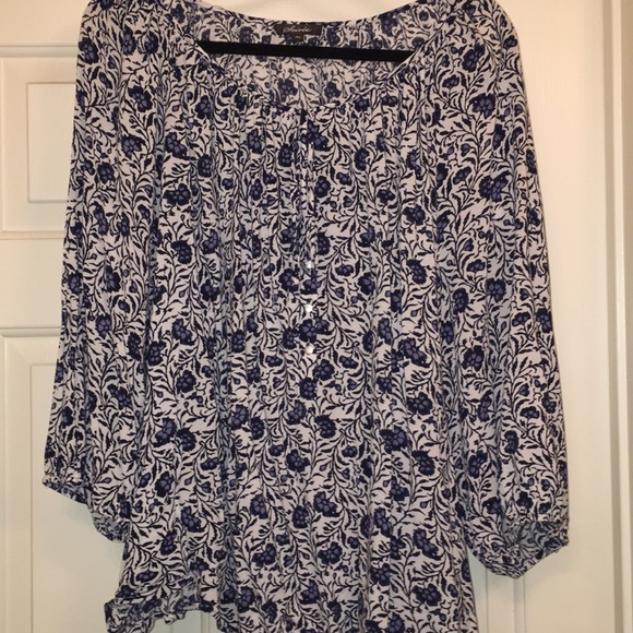 Blouse - Picture 1 of 5